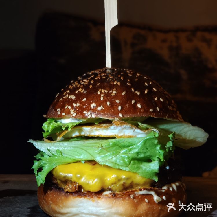 汉堡球队遭遇逆转，遗憾失利